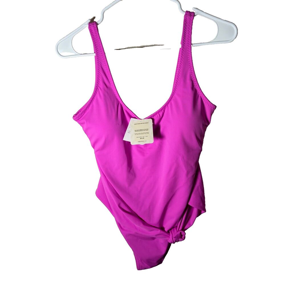 Fabletics One Piece Women's Medium Purple Swim Suit Bathing Suit Padded